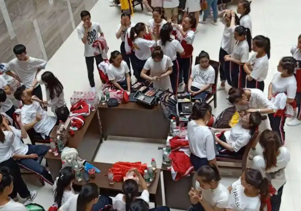 職業教育應加速融入和服務立異驅動戰略在推進科技效果轉化